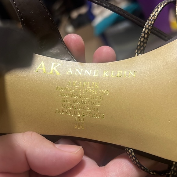 ANNE KLEIN Bronze Platform Open Toe Strap size 9 High Heeled - Picture 5 of 6